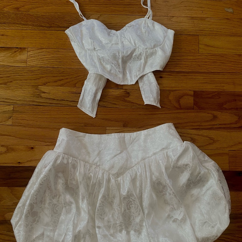 SHEIN Elegant White Lace Ensemble